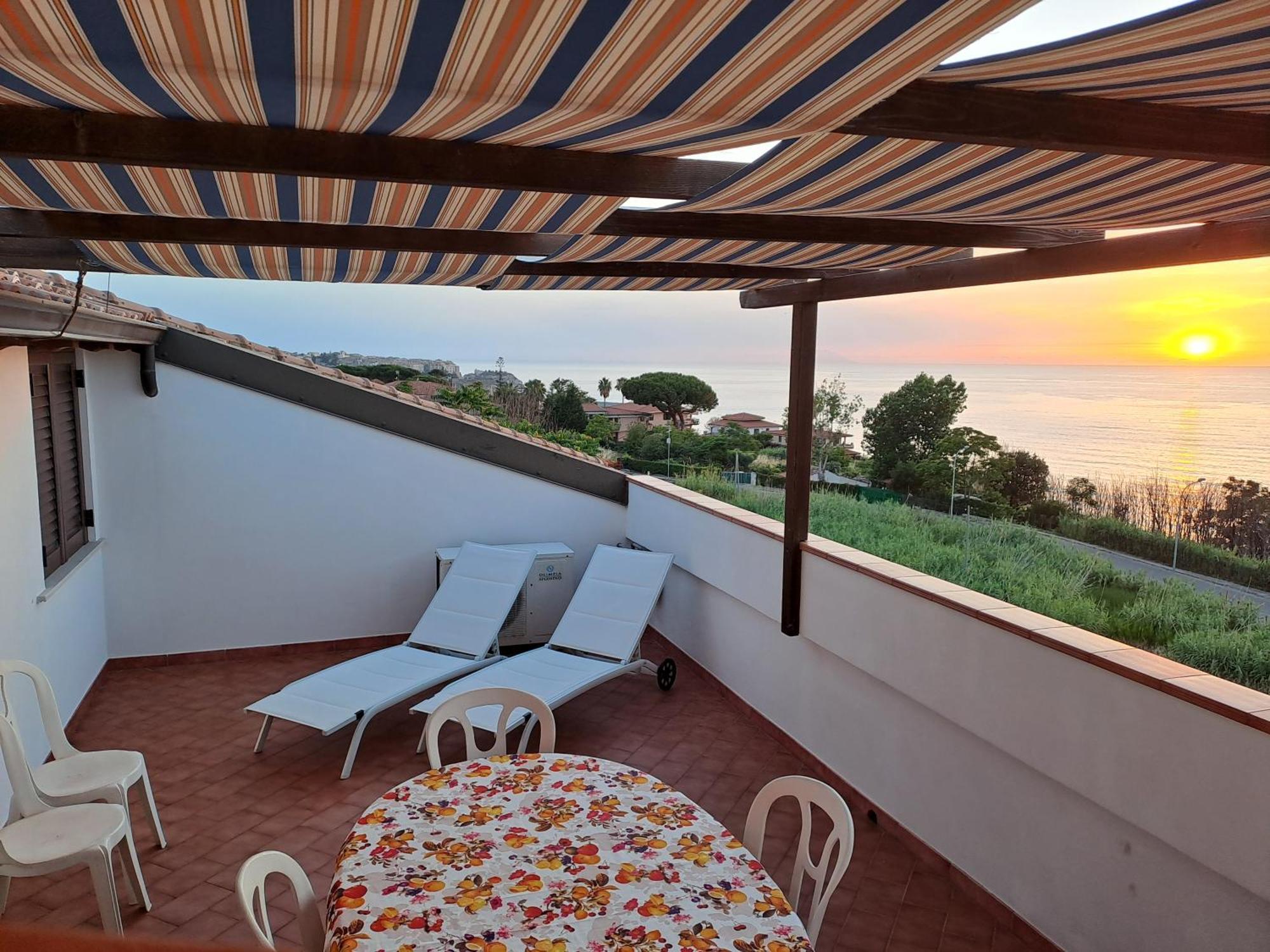 Terrazza Michelino Apartment Parghelia Exterior photo